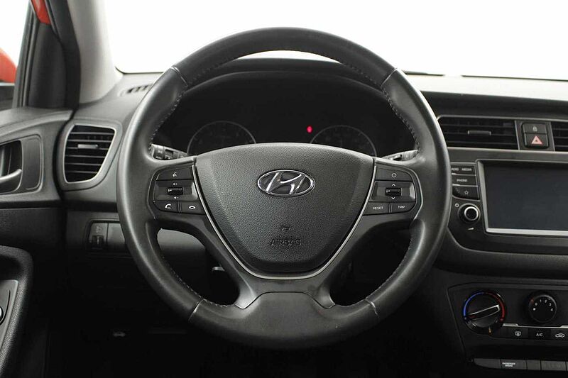 Hyundai i20 1.0 TGDI Essence LE 100