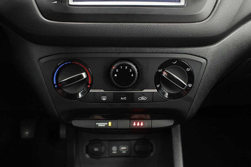 Hyundai i20 1.0 TGDI Essence LE 100